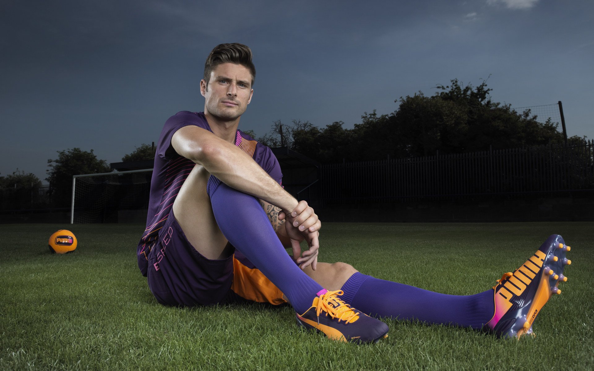 意式风暴席卷马德里,阿拉巴爆发引领佛罗伦萨全面压制马德里竞技