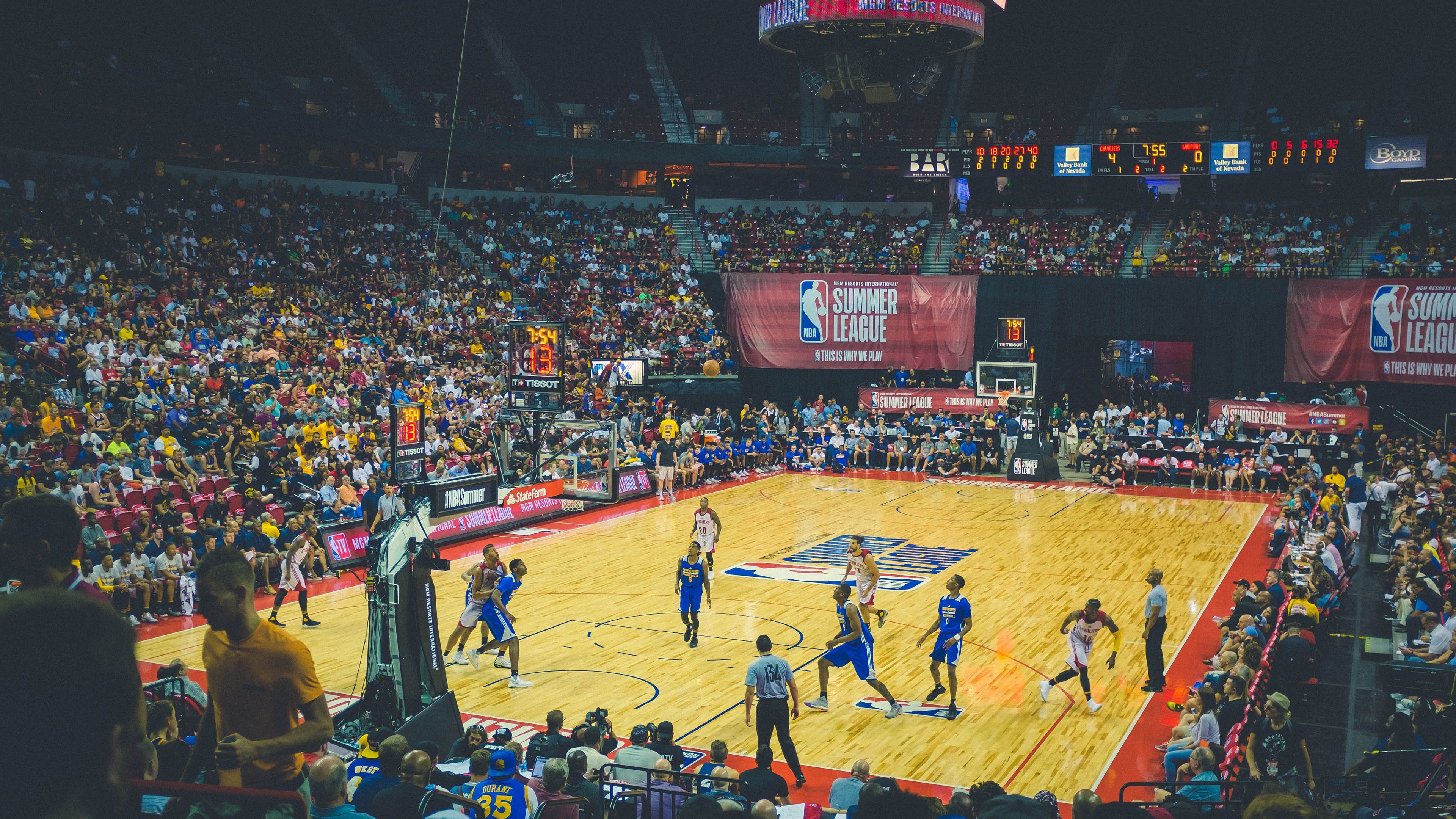 世界排名争夺战之夜，文班亚马让比赛提前失去悬念